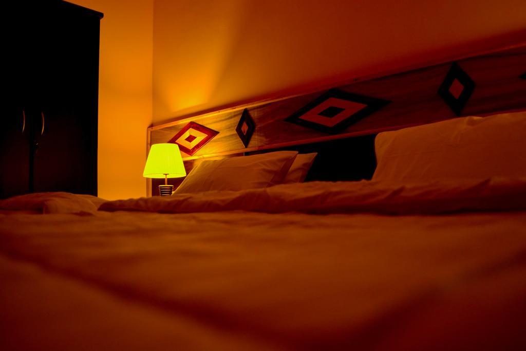 Hôtel Siesta Beach à Maafushi Extérieur photo